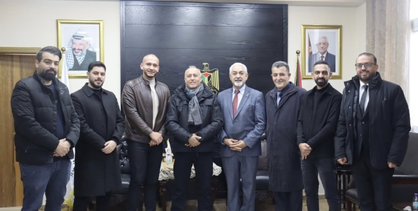  محافظ جنين  يلتقي وفد  دائرة حقوق الإنسان في منظمة التحرير الفلسطينية 