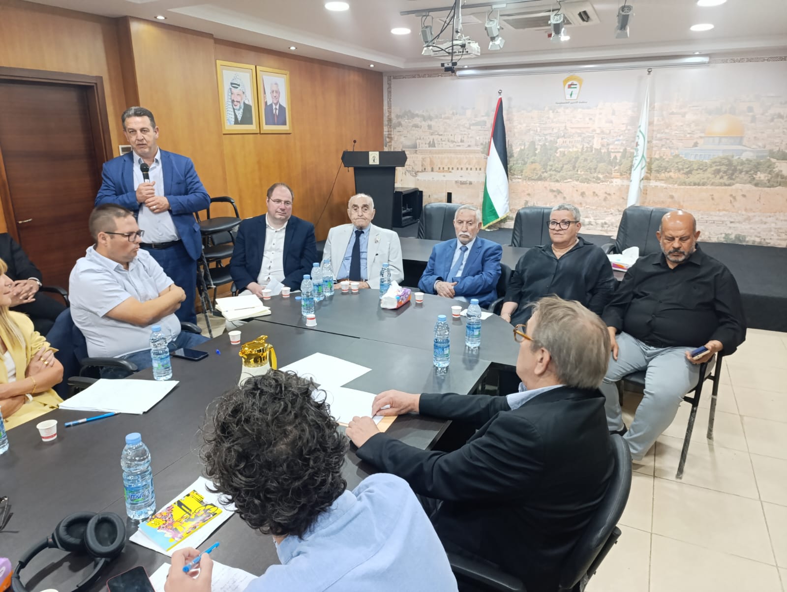 أعضاء تنفيذية منظمة التحرير التميمي وعرنكي والصالحي يستقبلون في مقر منظمة التحرير الفلسطينية وفد قيادي تضامني من الحزب الشيوعي  الفرنسي
